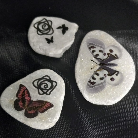 Hand Crafted Decor Rocks - Picture 3 of 4